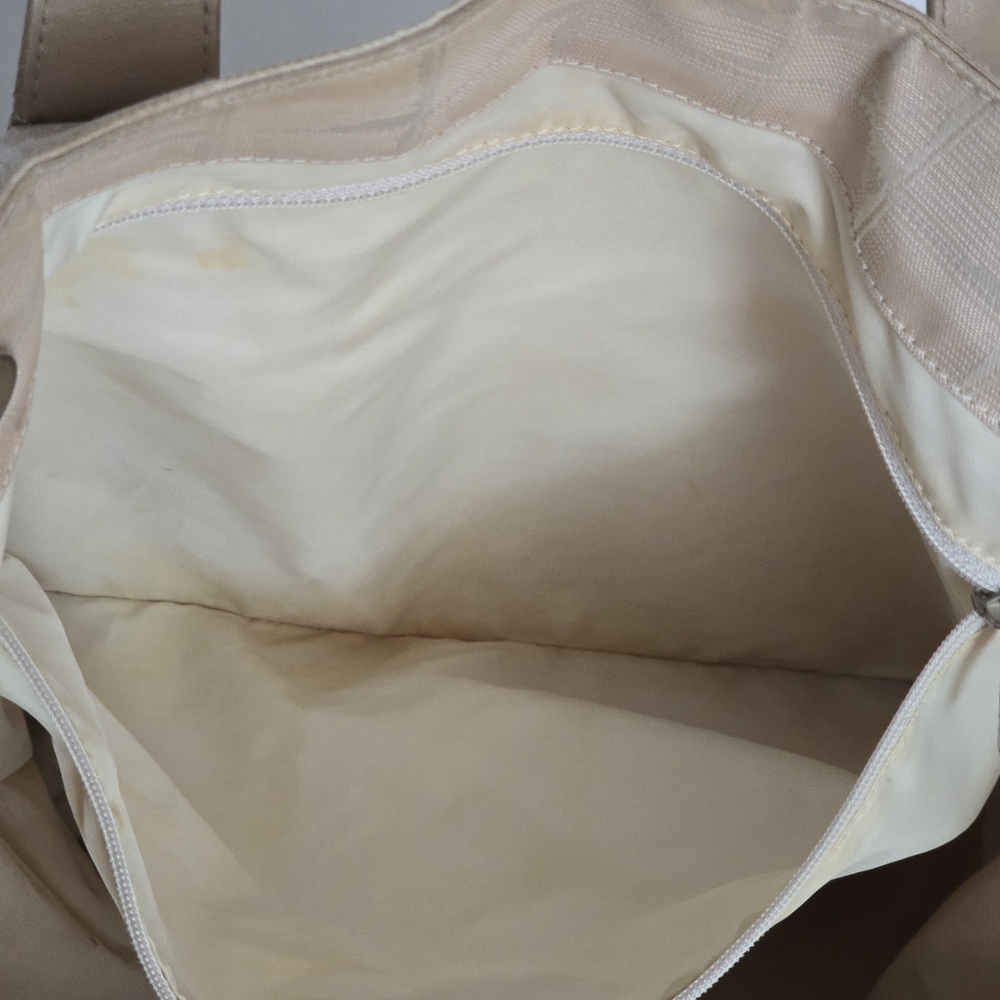 Authentic Chanel Travel Line Beige Jaquard CC Logo Large Totebag - Picture 13 of 16